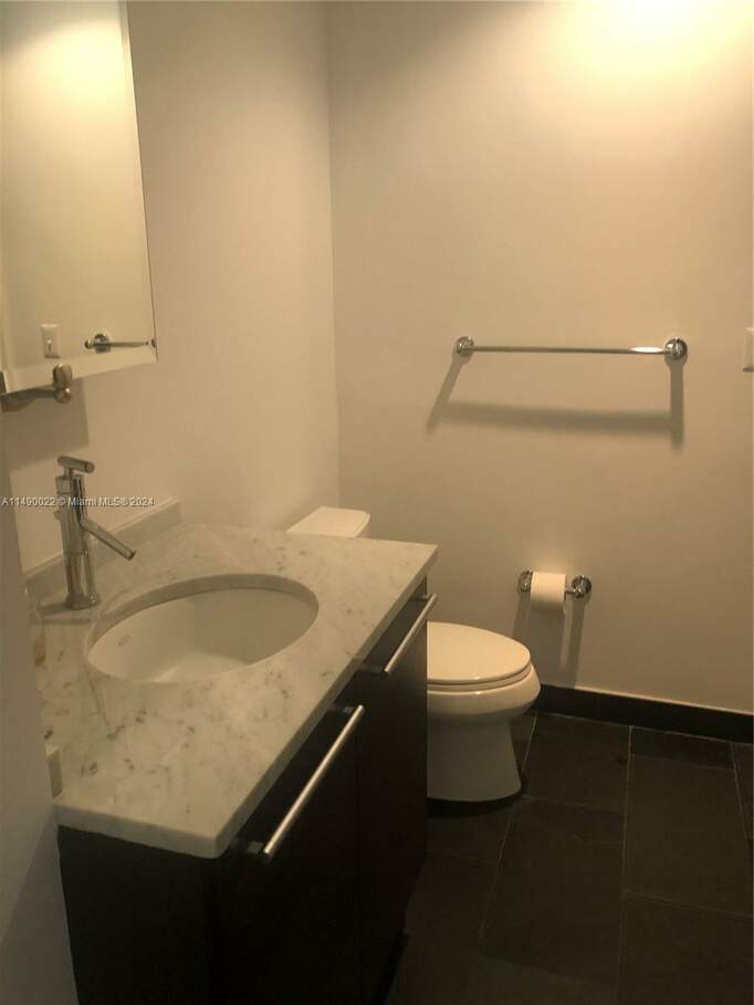 1 Bedroom Apartment/Flat's Image 12