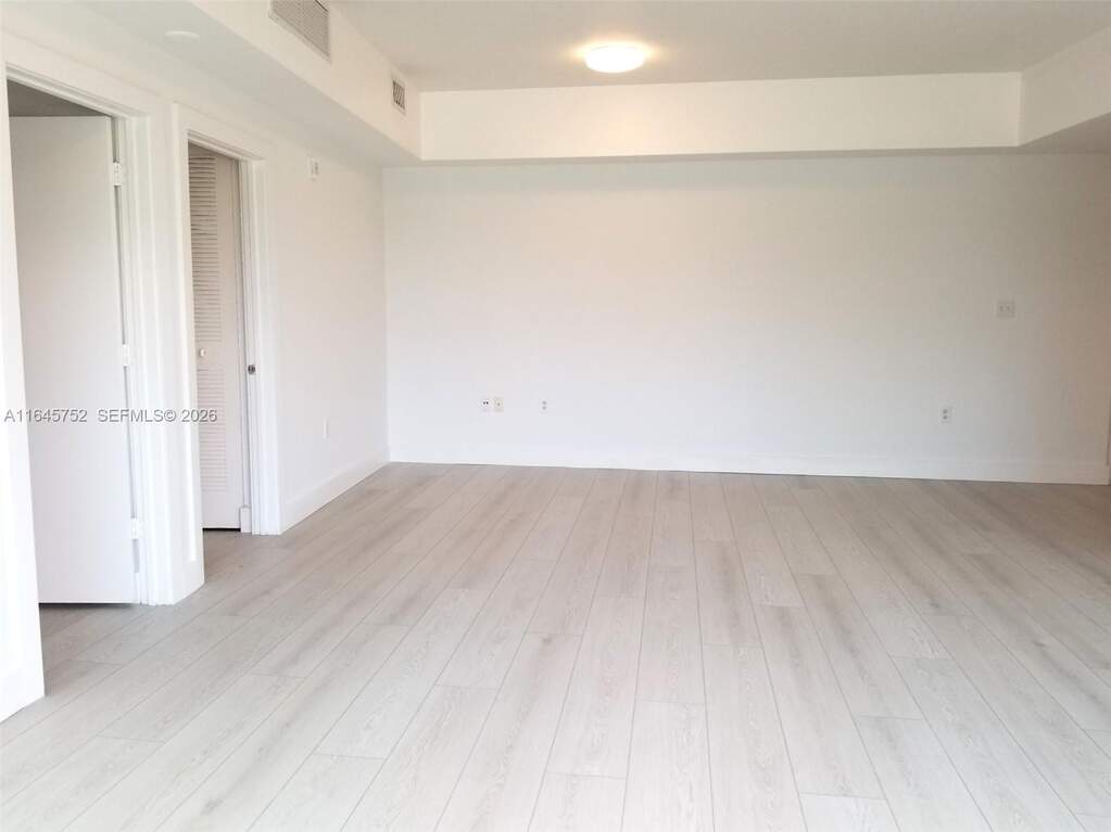 2 Bedroom Apartment/Flat's Image 9