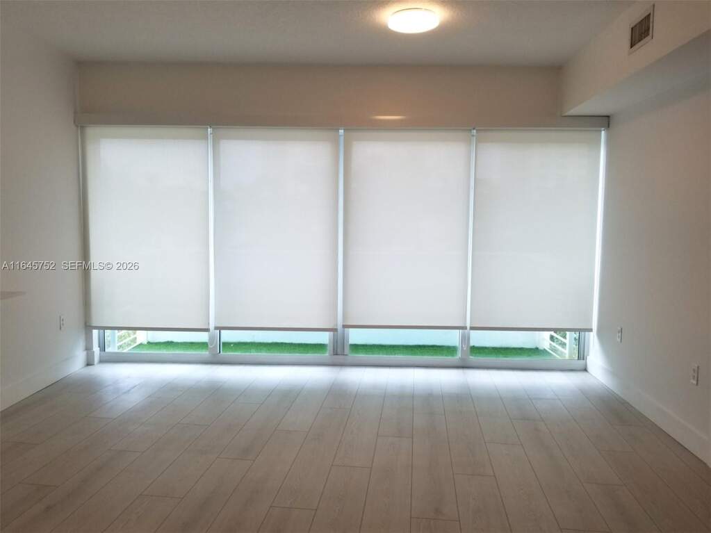 2 Bedroom Apartment/Flat's Image 10