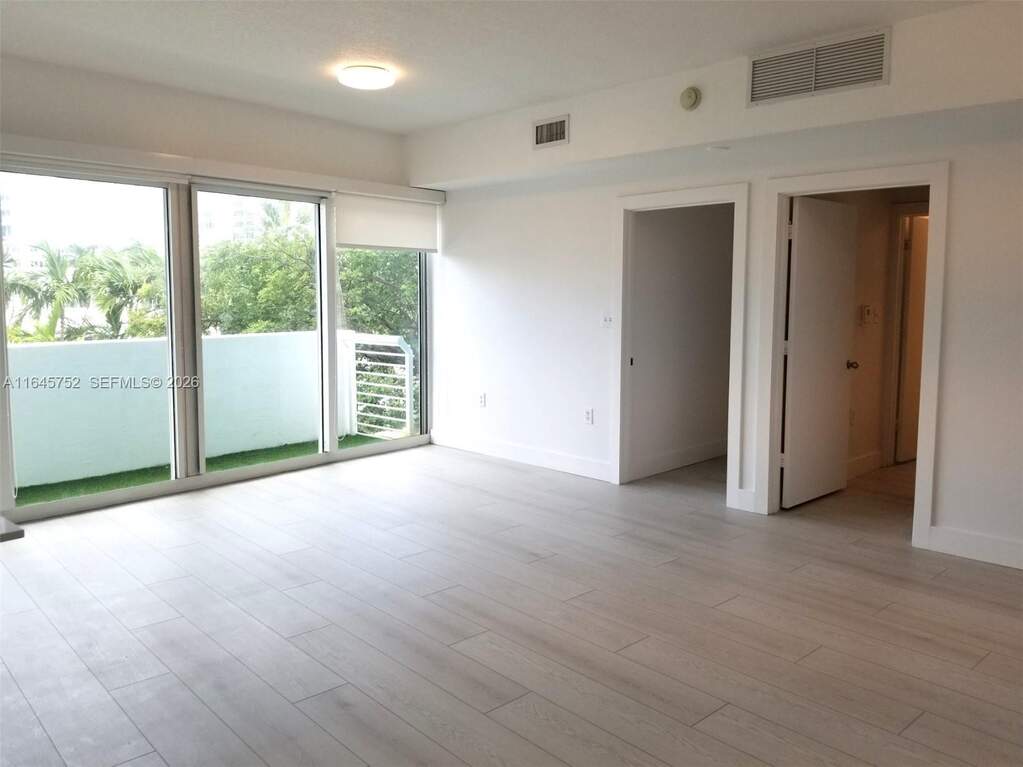 2 Bedroom Apartment/Flat's Image 3
