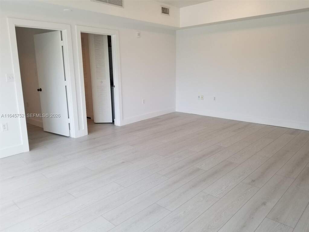 2 Bedroom Apartment/Flat's Image 6