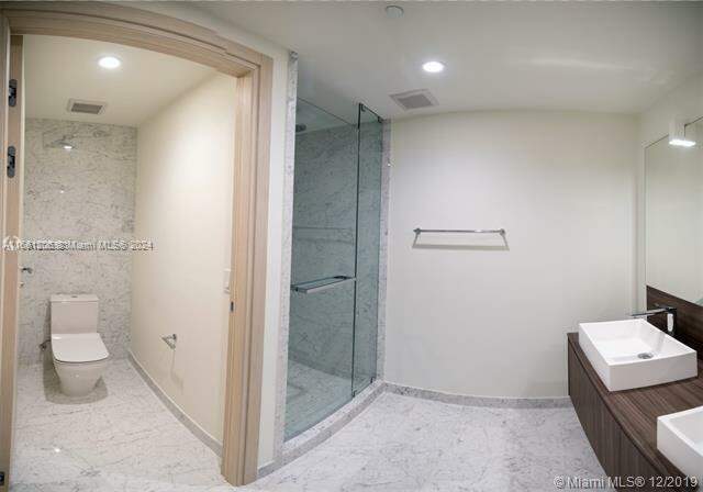 1 Bedroom Apartment/Flat's Image 12