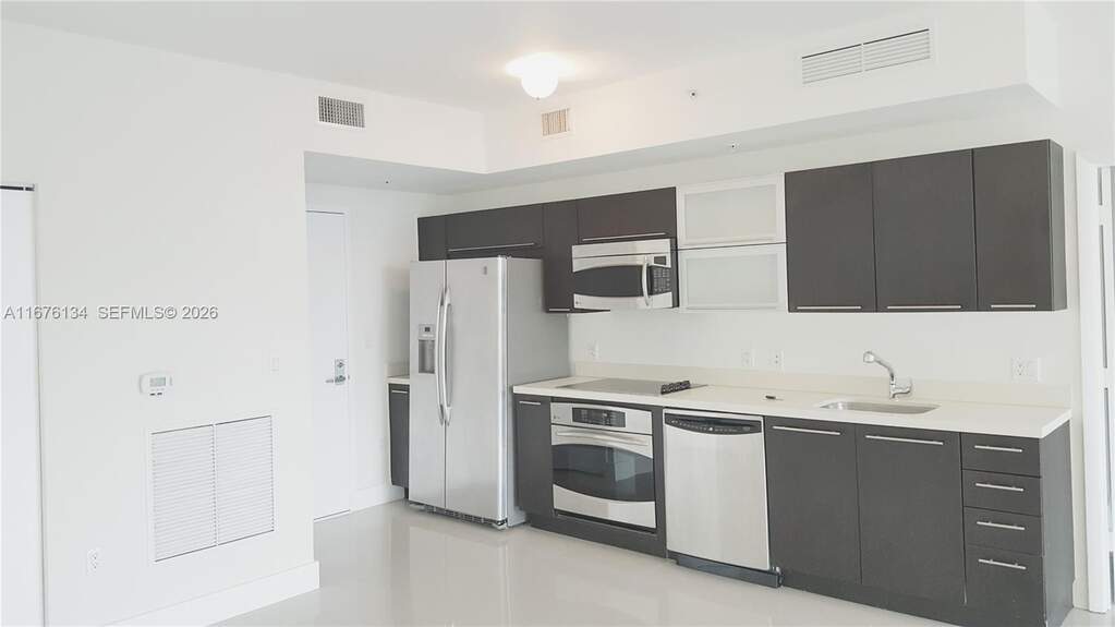 2 Bedroom Apartment/Flat's Image 5