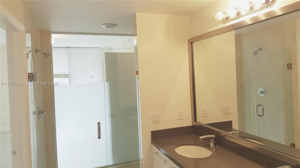 2 Bedroom Apartment/Flat's Image 6