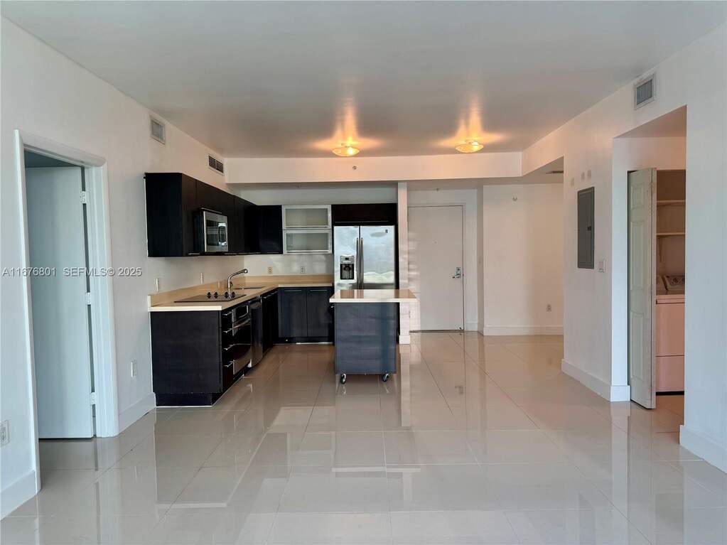 2 Bedroom Apartment/Flat's Image 5