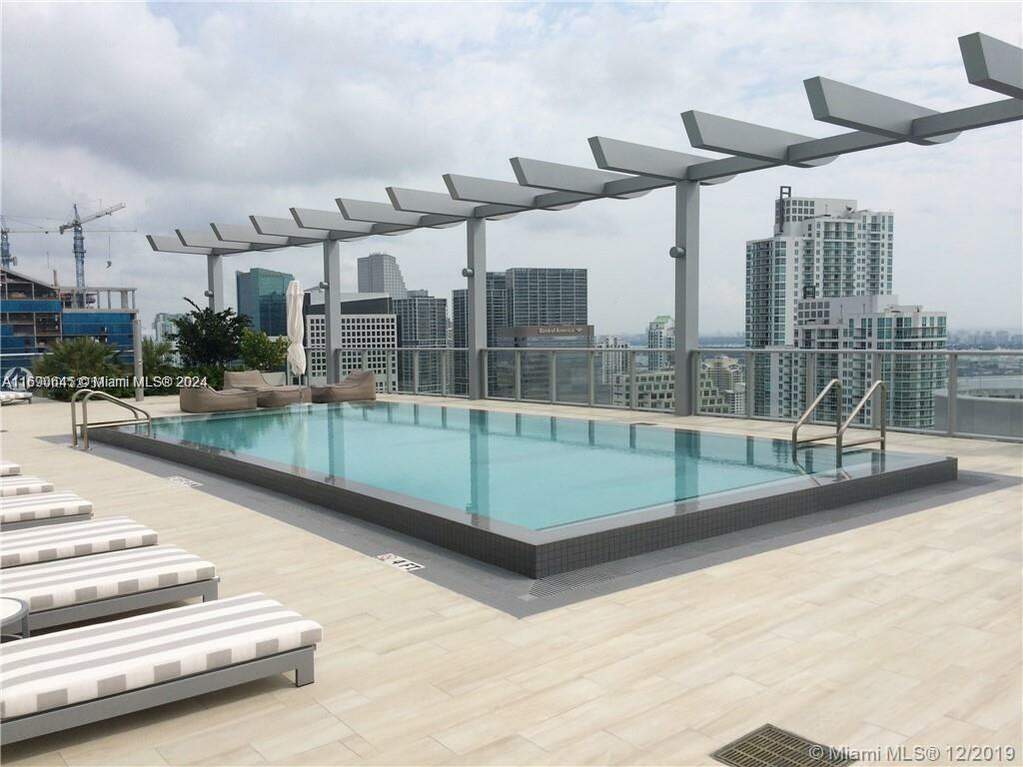 1 Bedroom Apartment/Flat's Image 10