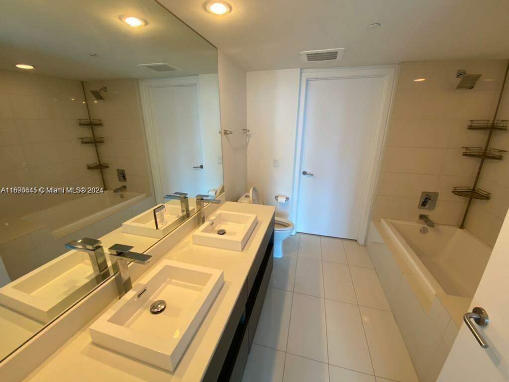 1 Bedroom Apartment/Flat's Image 6