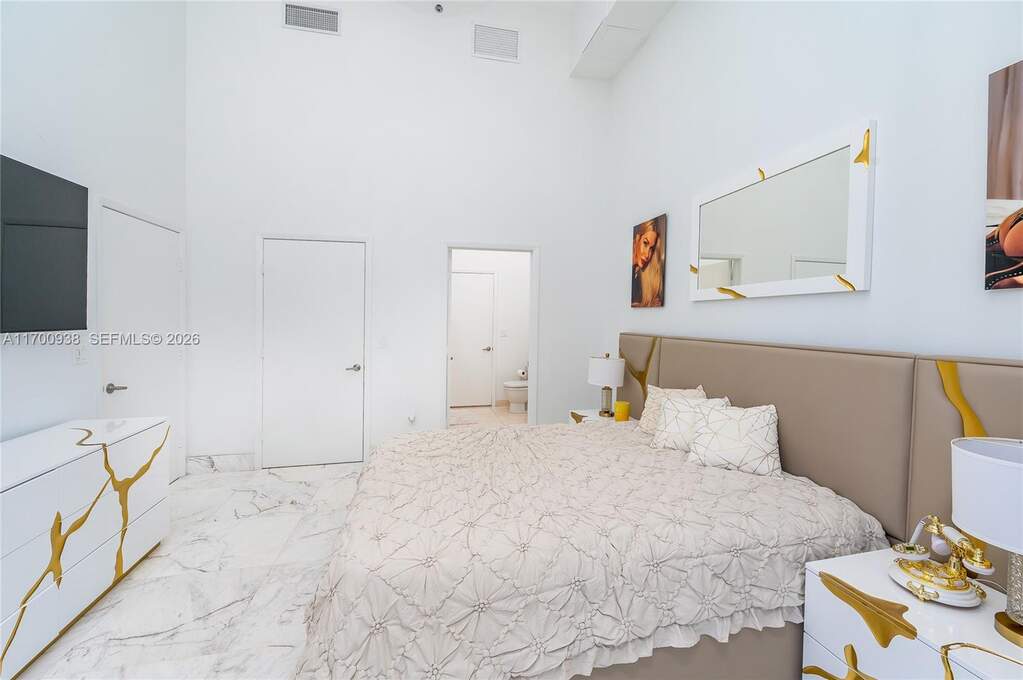 2 Bedroom Apartment/Flat's Image 10