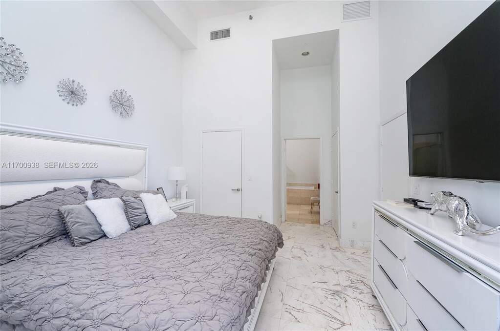 2 Bedroom Apartment/Flat's Image 3