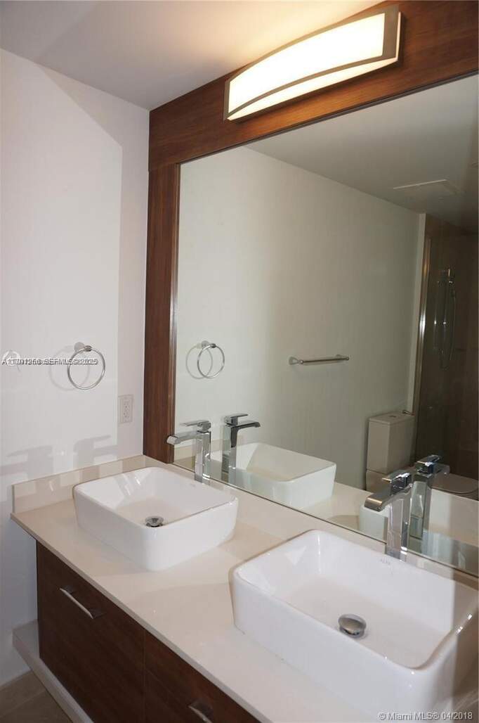 2 Bedroom Apartment/Flat's Image 20