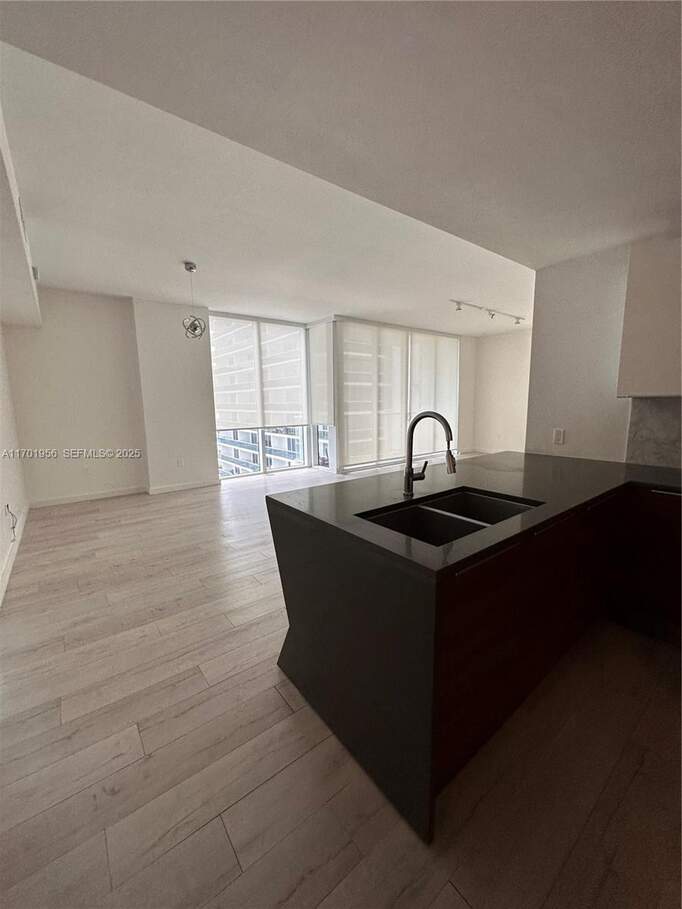 2 Bedroom Apartment/Flat's Image 3