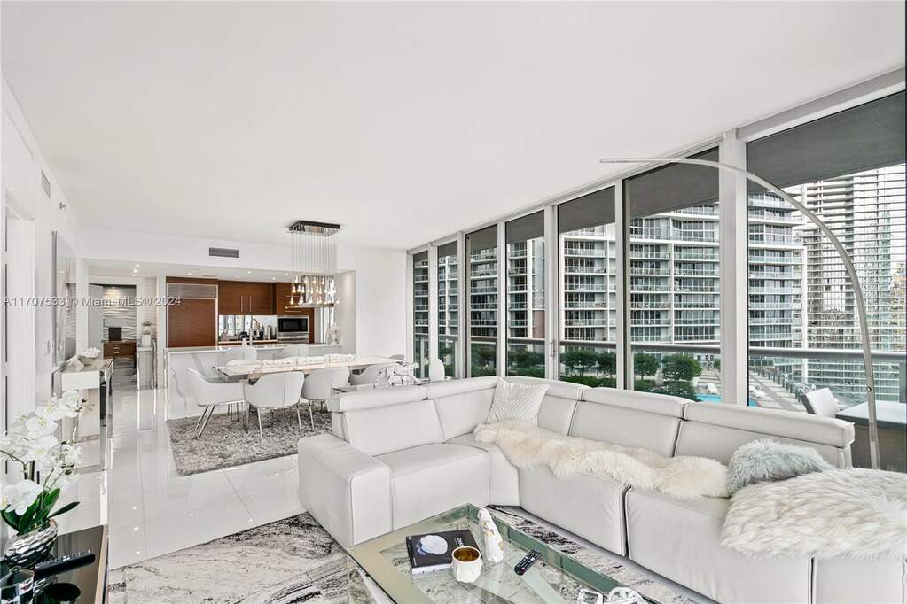 2 Bedroom Apartment/Flat's Image 7