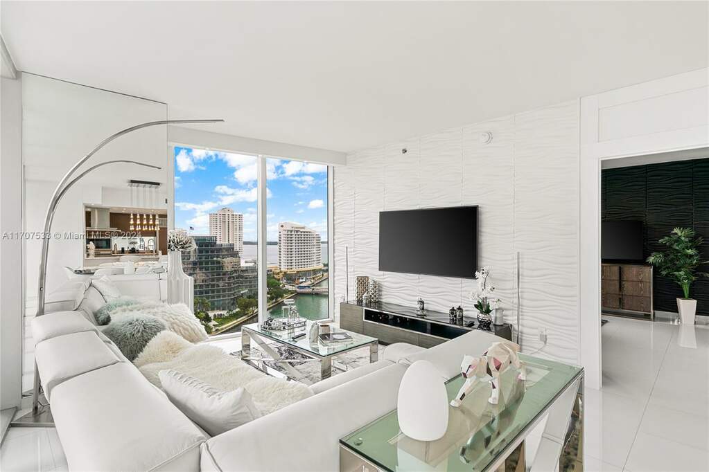 2 Bedroom Apartment/Flat's Image 10