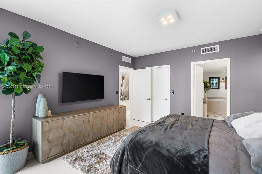 2 Bedroom Apartment/Flat's Image 24