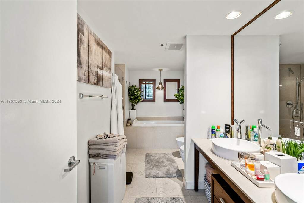 2 Bedroom Apartment/Flat's Image 31