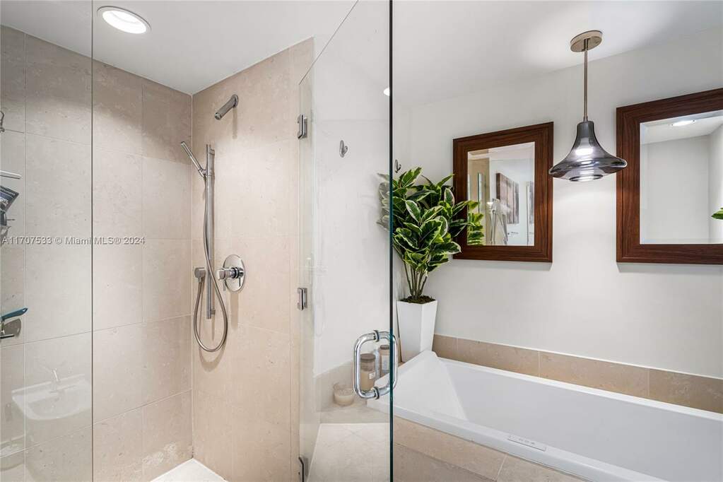 2 Bedroom Apartment/Flat's Image 32