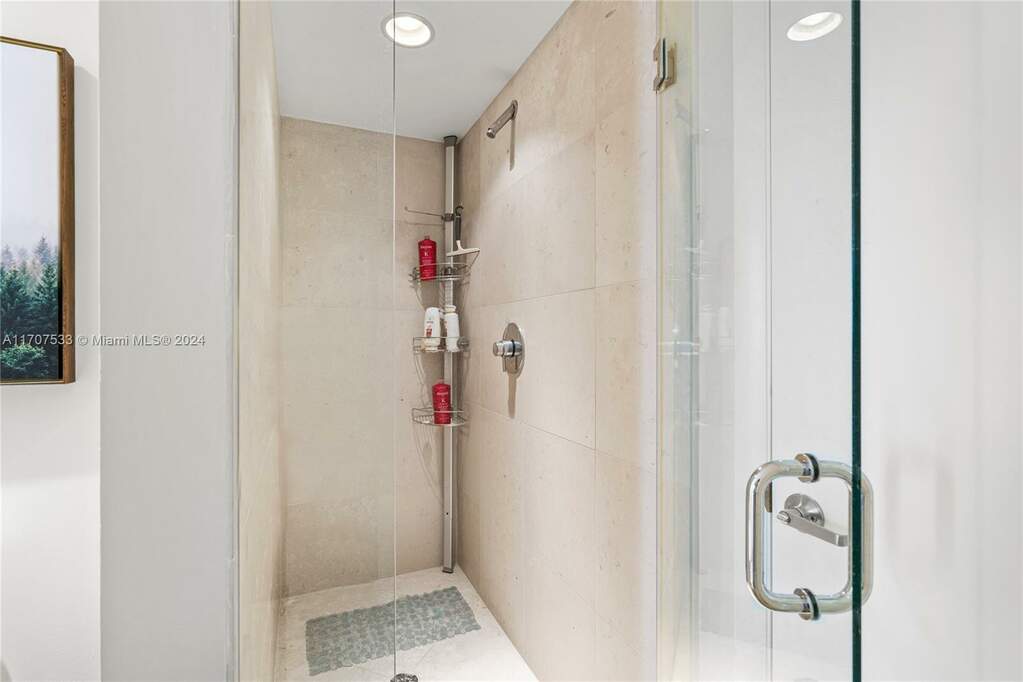 2 Bedroom Apartment/Flat's Image 33