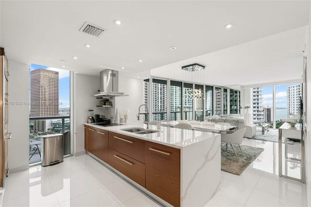 2 Bedroom Apartment/Flat's Image 3