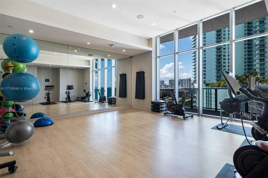 2 Bedroom Apartment/Flat's Image 22
