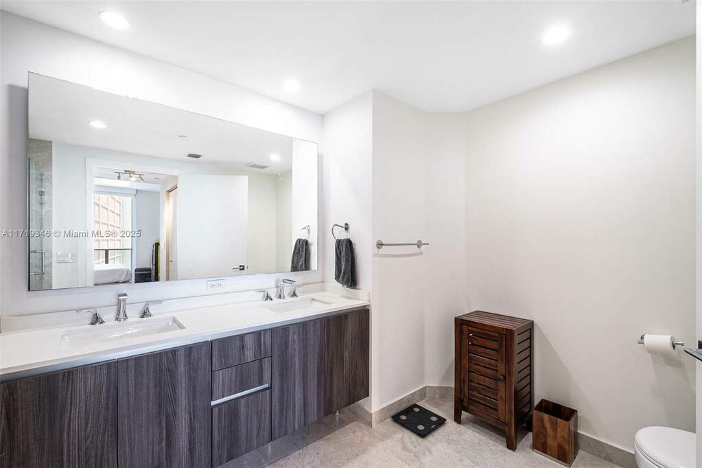 2 Bedroom Apartment/Flat's Image 5