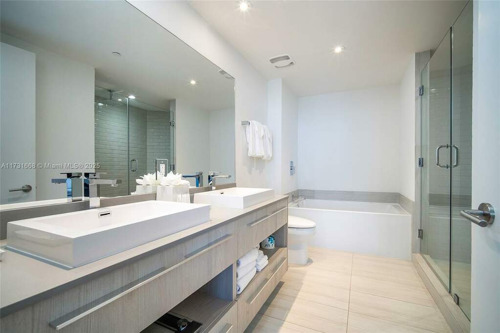 2 Bedroom Apartment/Flat's Image 9