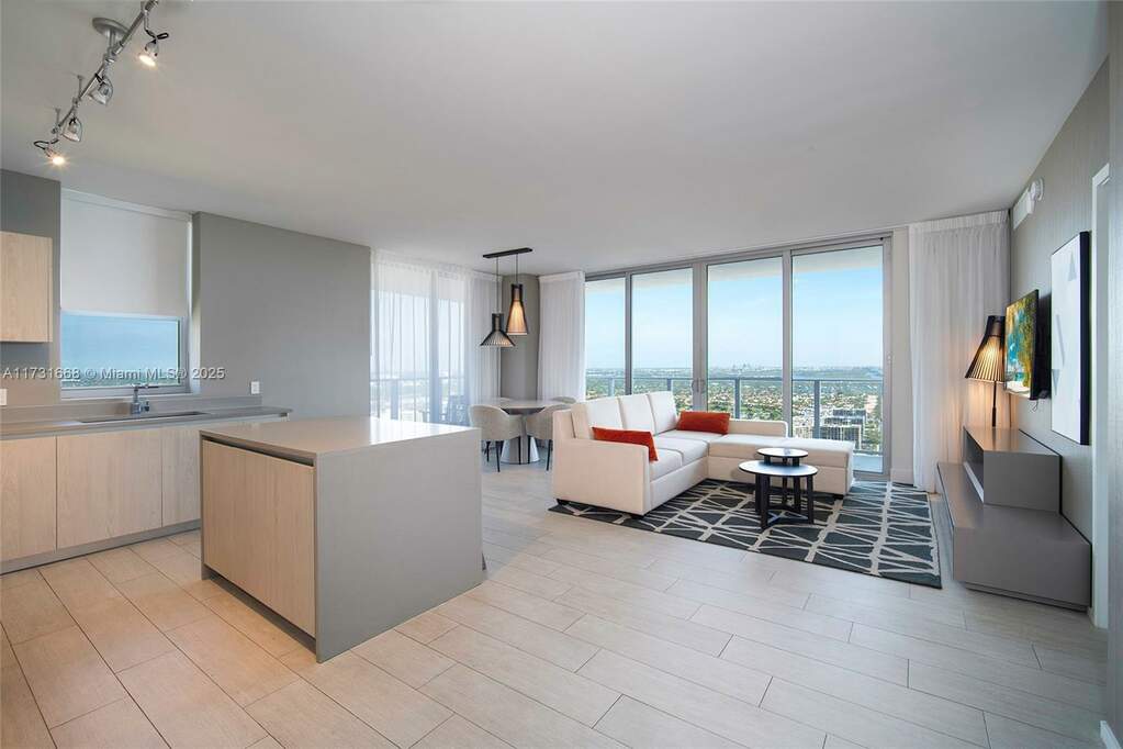 2 Bedroom Apartment/Flat's Image 4