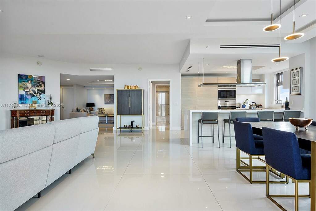 2 Bedroom Apartment/Flat's Image 13