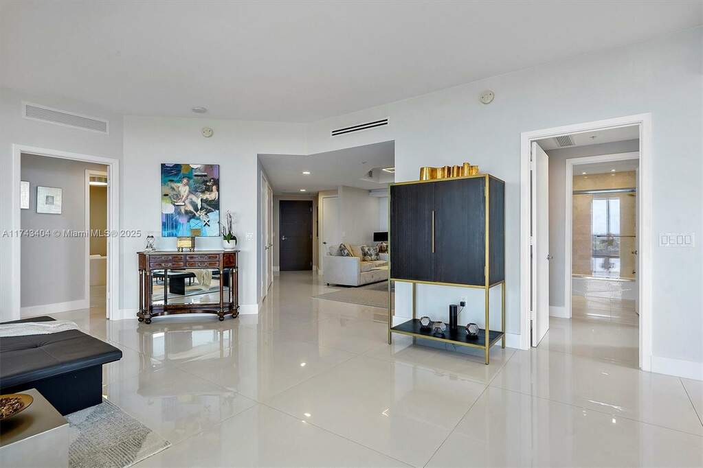 2 Bedroom Apartment/Flat's Image 15