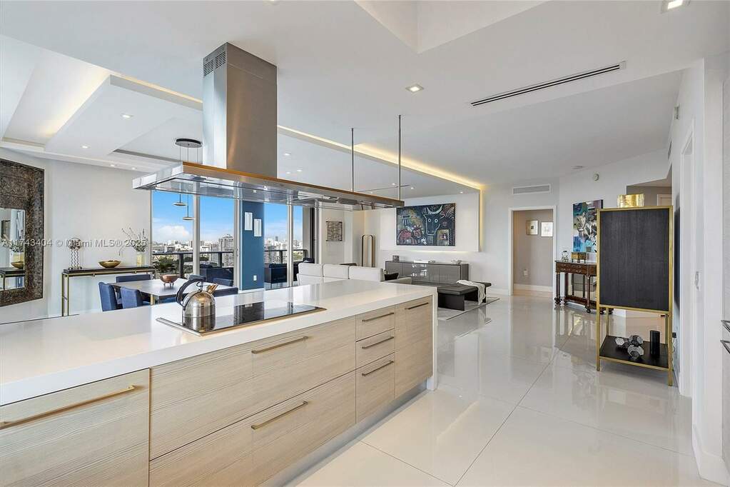 2 Bedroom Apartment/Flat's Image 23