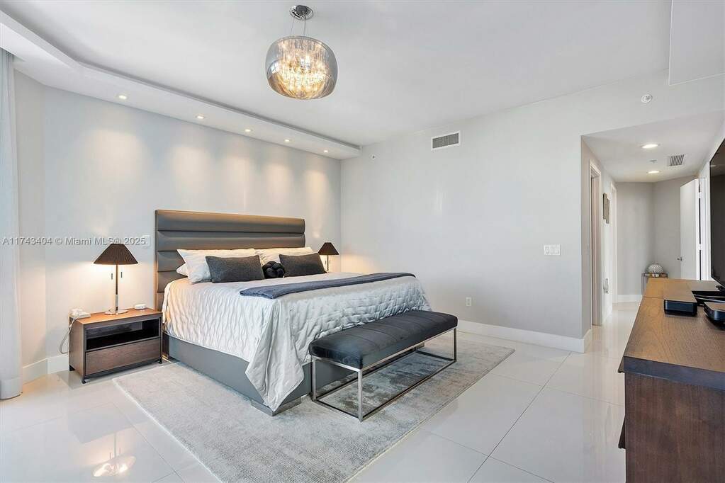 2 Bedroom Apartment/Flat's Image 40