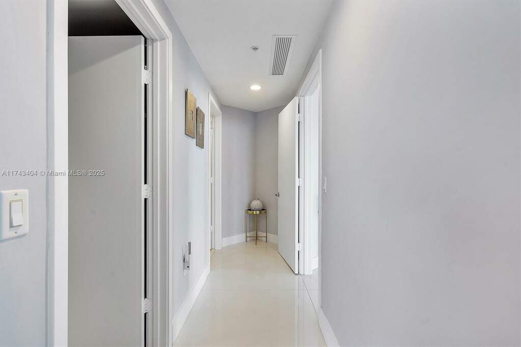 2 Bedroom Apartment/Flat's Image 42