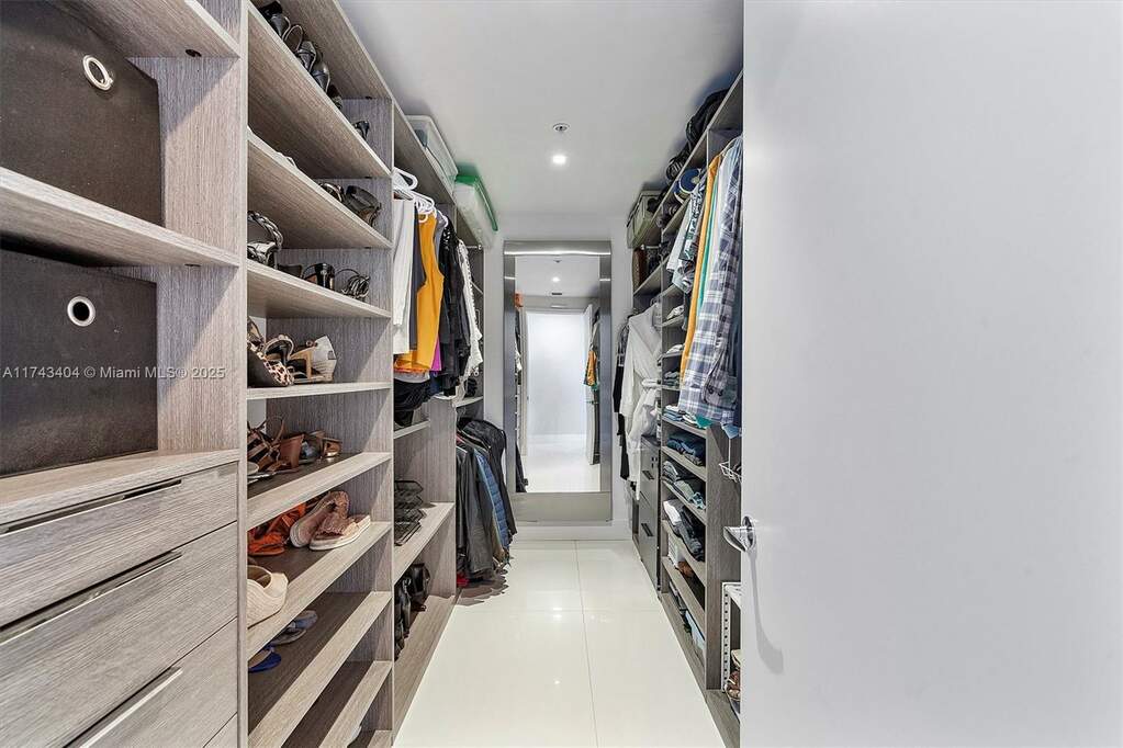 2 Bedroom Apartment/Flat's Image 43