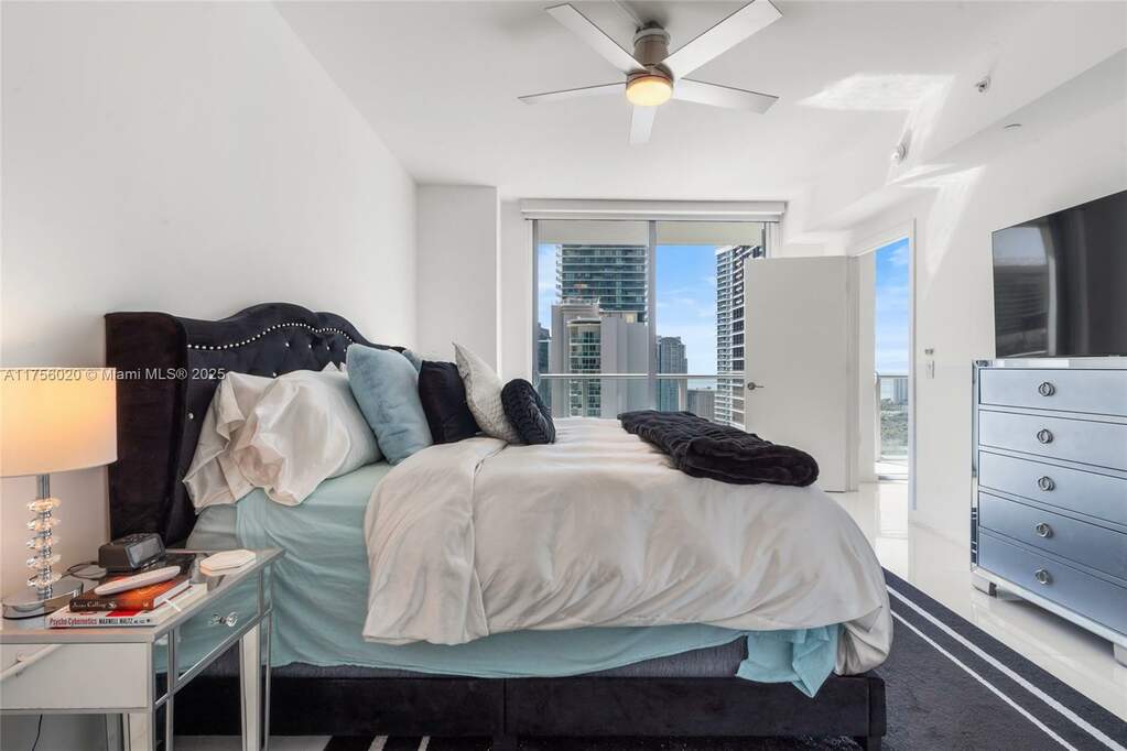 1 Bedroom Apartment/Flat's Image 11