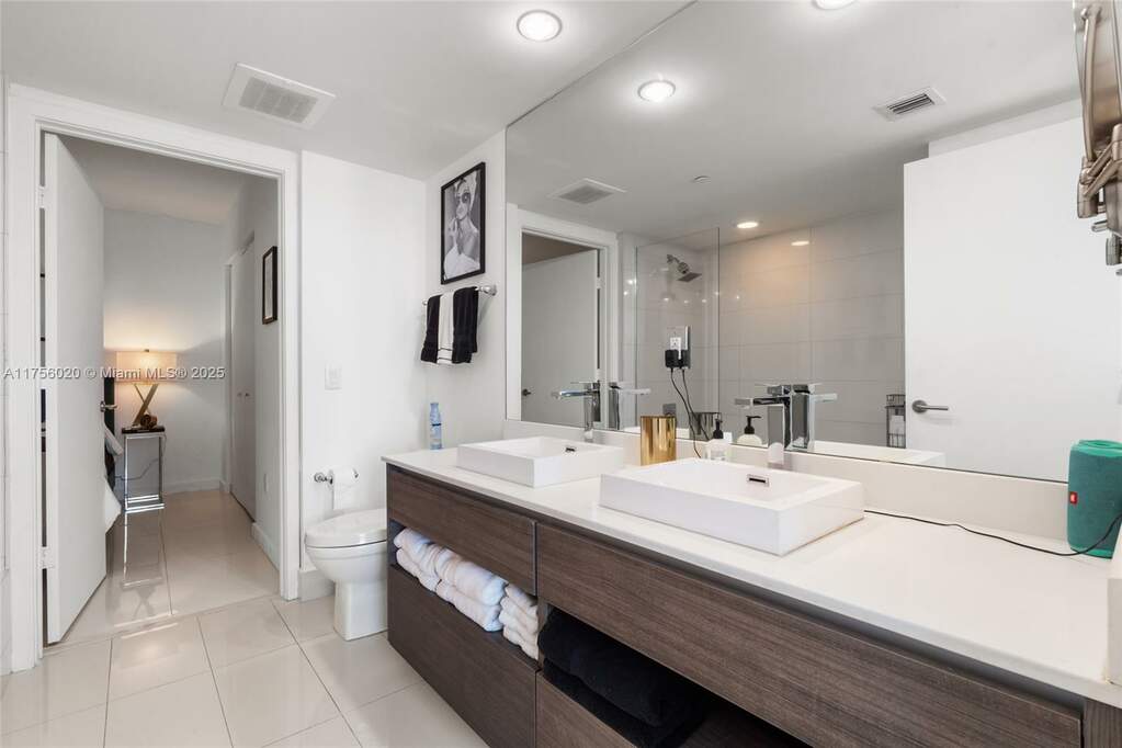1 Bedroom Apartment/Flat's Image 15