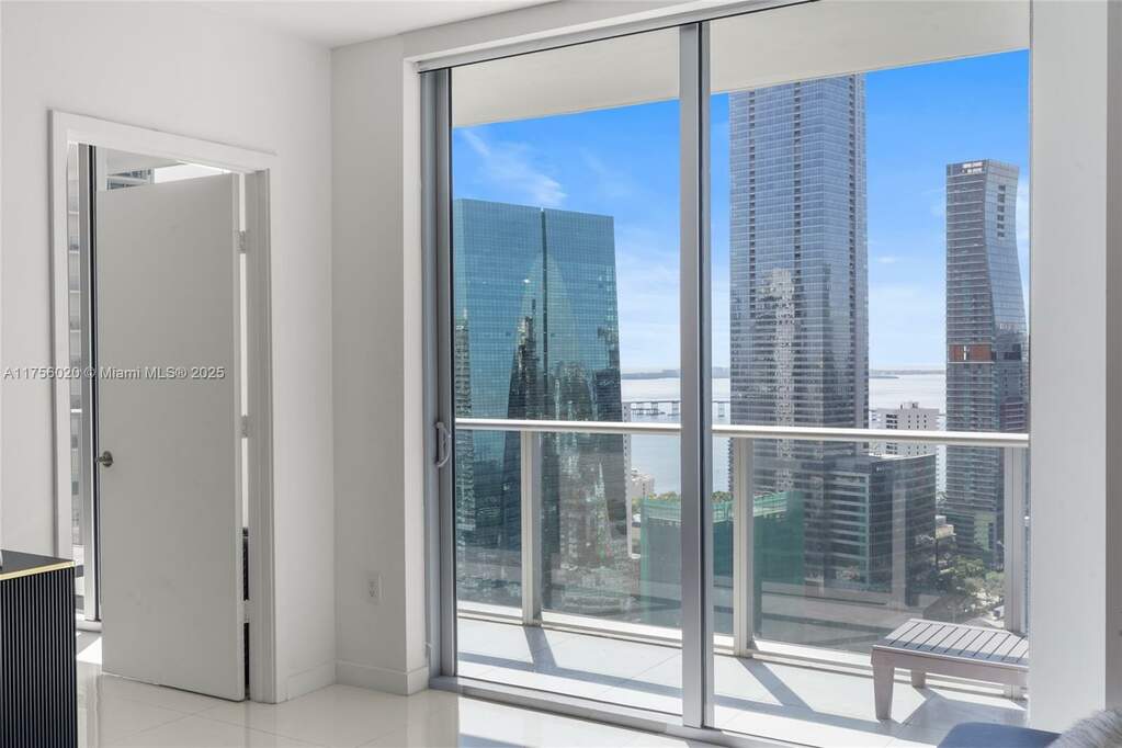 1 Bedroom Apartment/Flat's Image 3