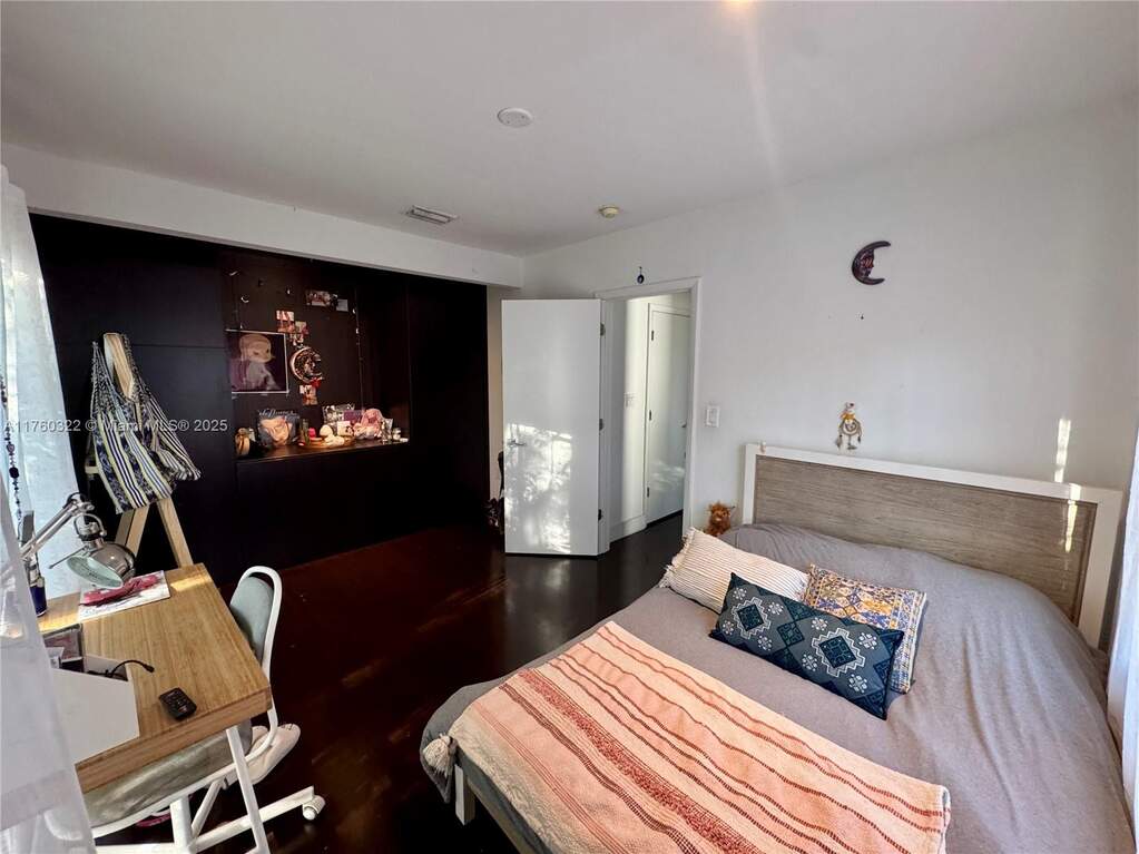 2 Bedroom Single Family Home/House's Image 16