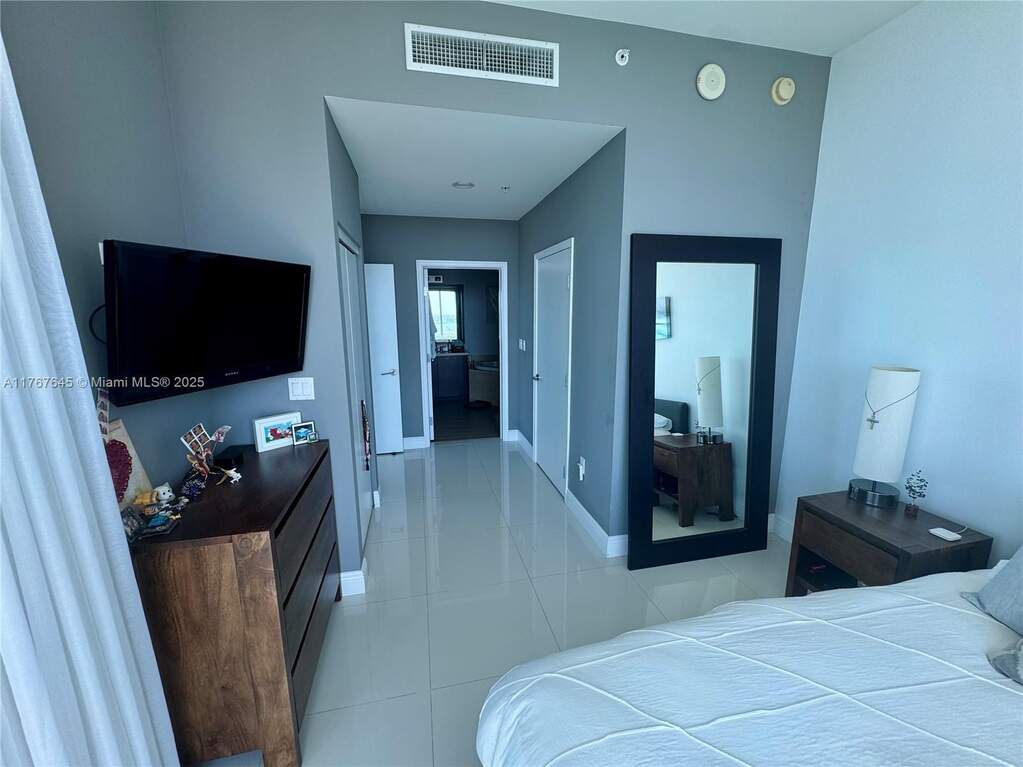 3 Bedroom Apartment/Flat's Image 13