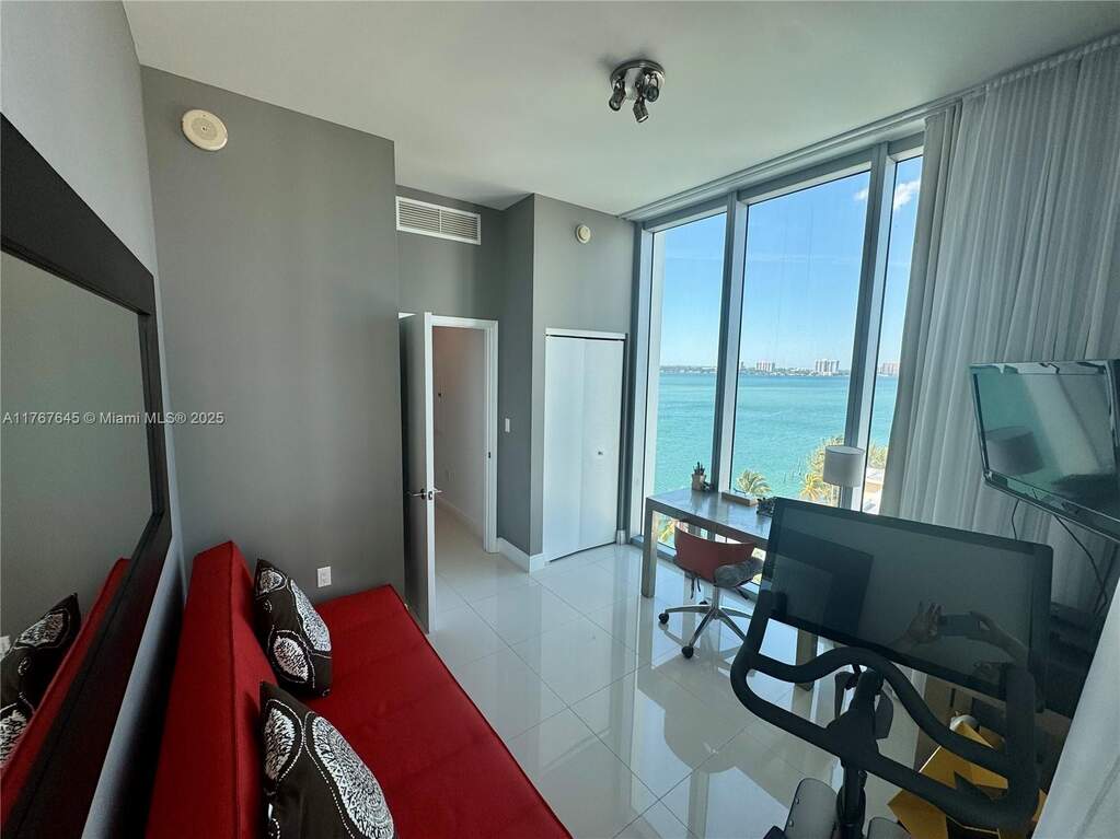 3 Bedroom Apartment/Flat's Image 21
