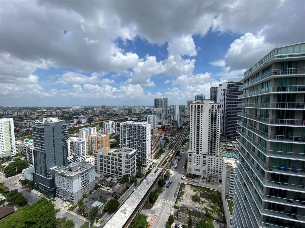 2 Bedroom Apartment/Flat's Image 8