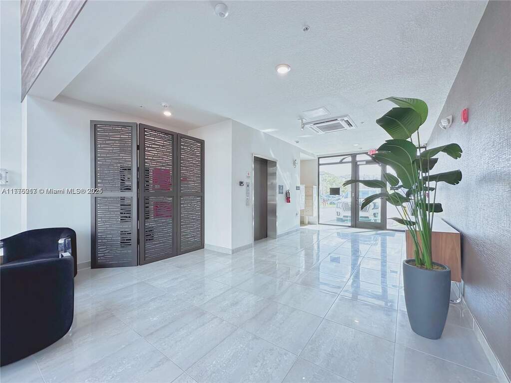 2 Bedroom Apartment/Flat's Image 18