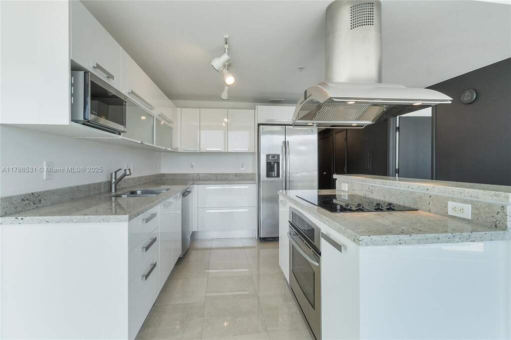 2 Bedroom Apartment/Flat's Image 3