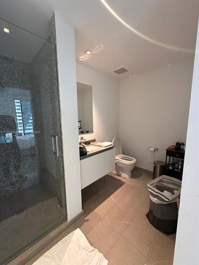 2 Bedroom Apartment/Flat's Image 3