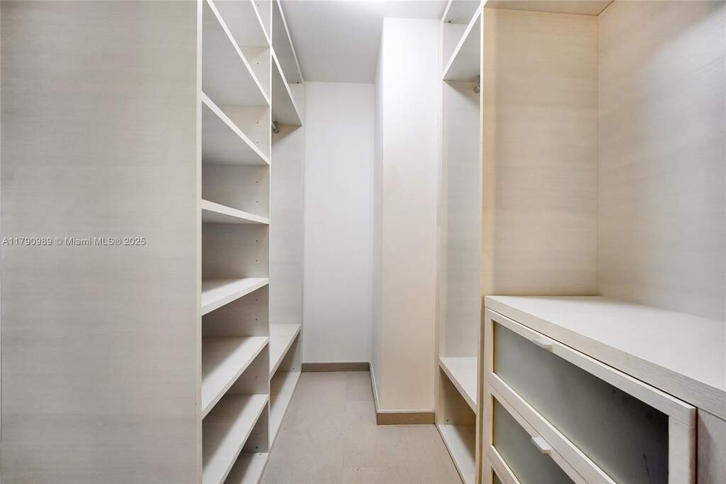 2 Bedroom Apartment/Flat's Image 4