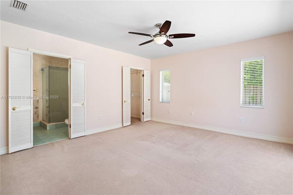 4 Bedroom Single Family Home/House's Image 8