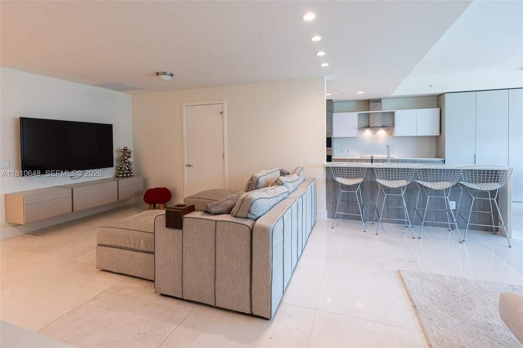 2 Bedroom Apartment/Flat's Image 22