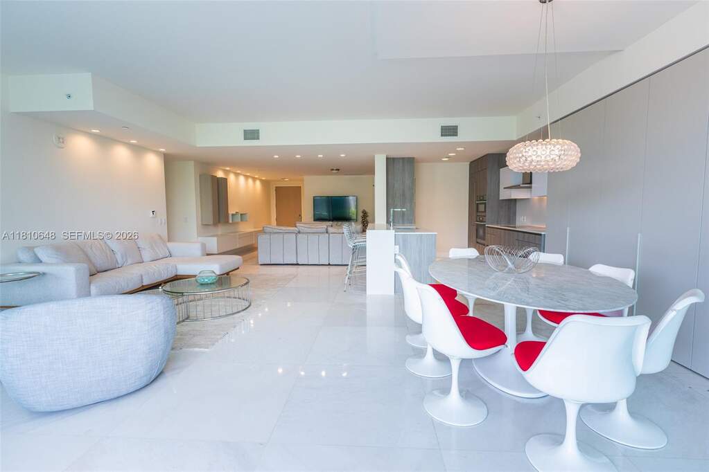 2 Bedroom Apartment/Flat's Image 34