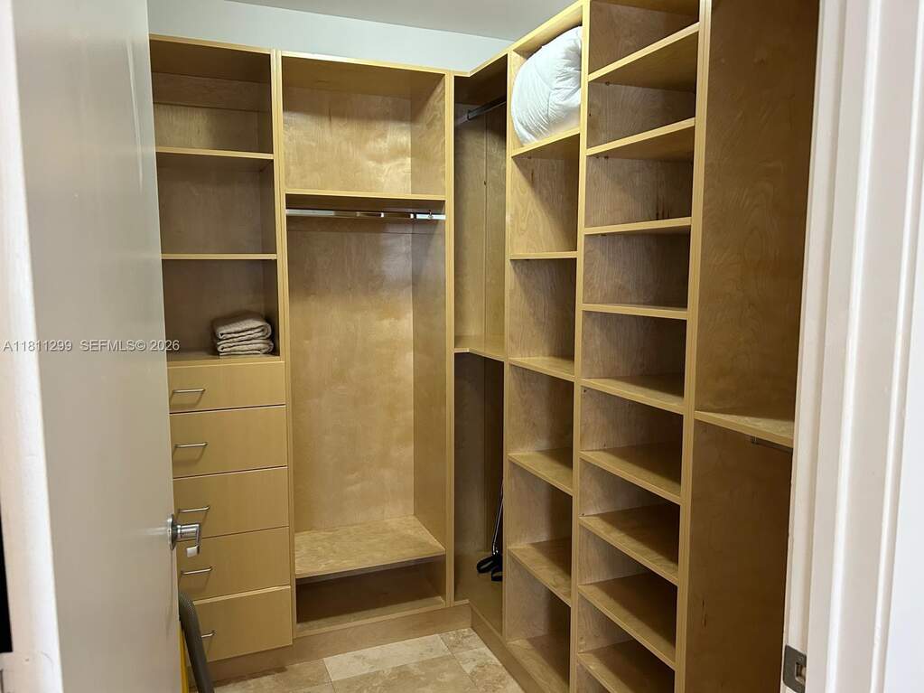1 Bedroom Apartment/Flat's Image 5