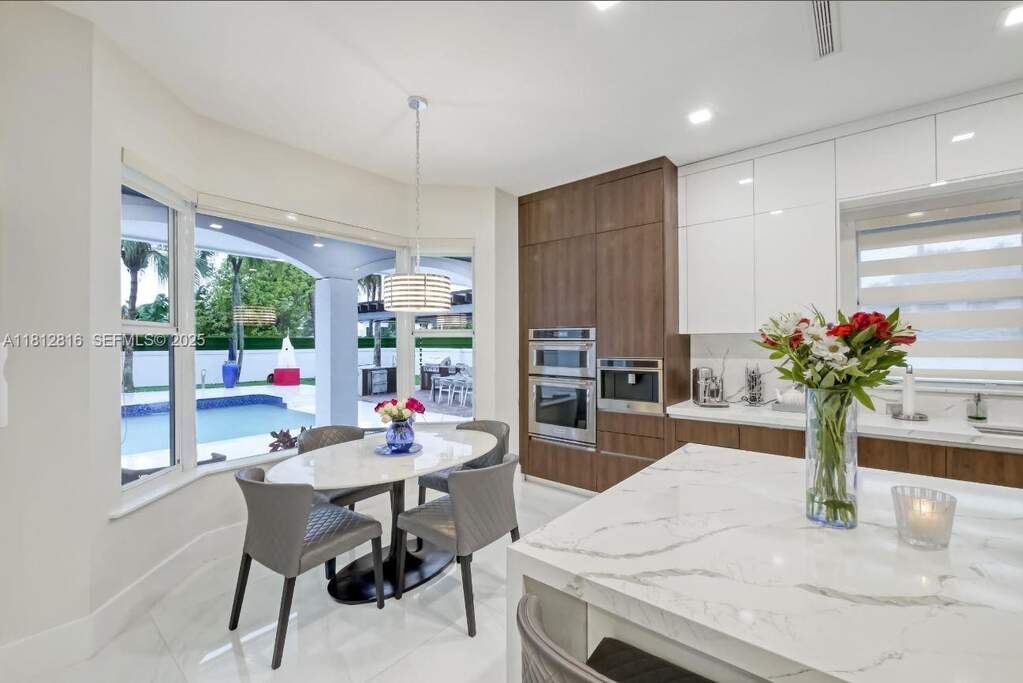 4 Bedroom Single Family Home/House's Image 19
