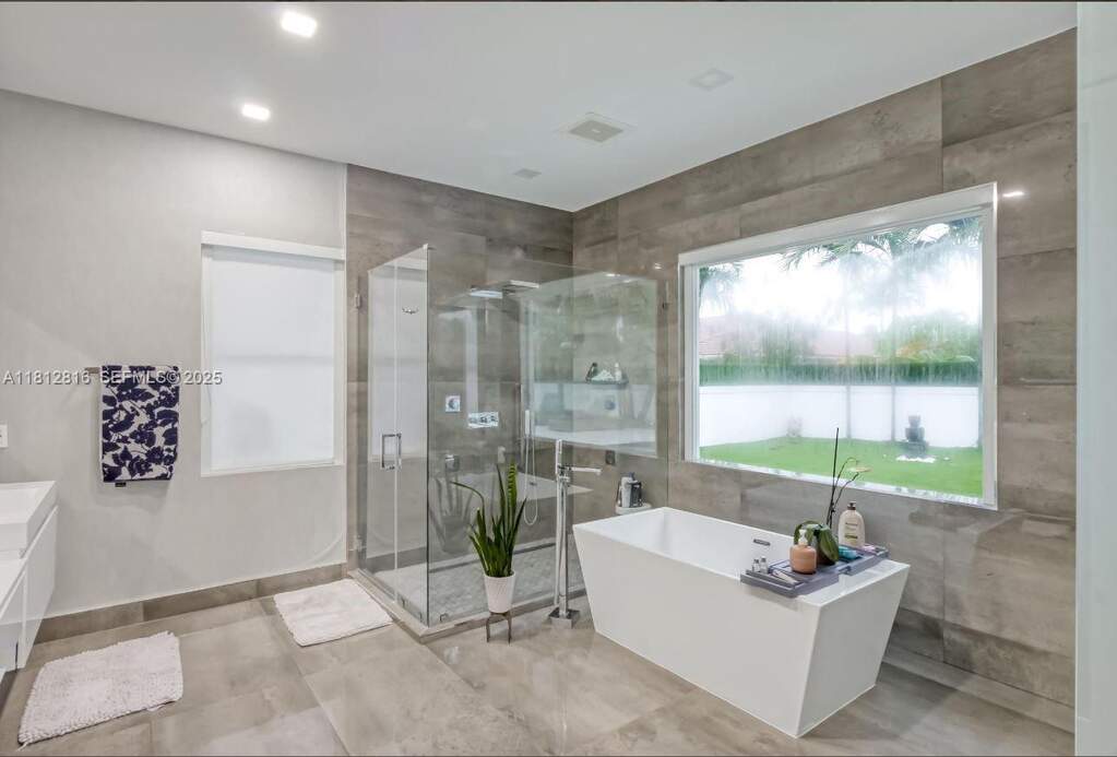 4 Bedroom Single Family Home/House's Image 25