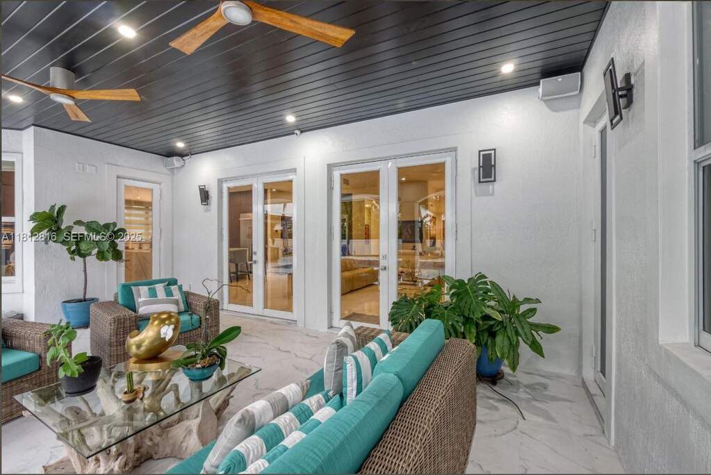 4 Bedroom Single Family Home/House's Image 38